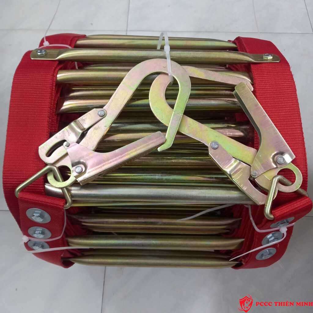 Thang day thoat hiem tu 25 - 40m da kiem dinh 1